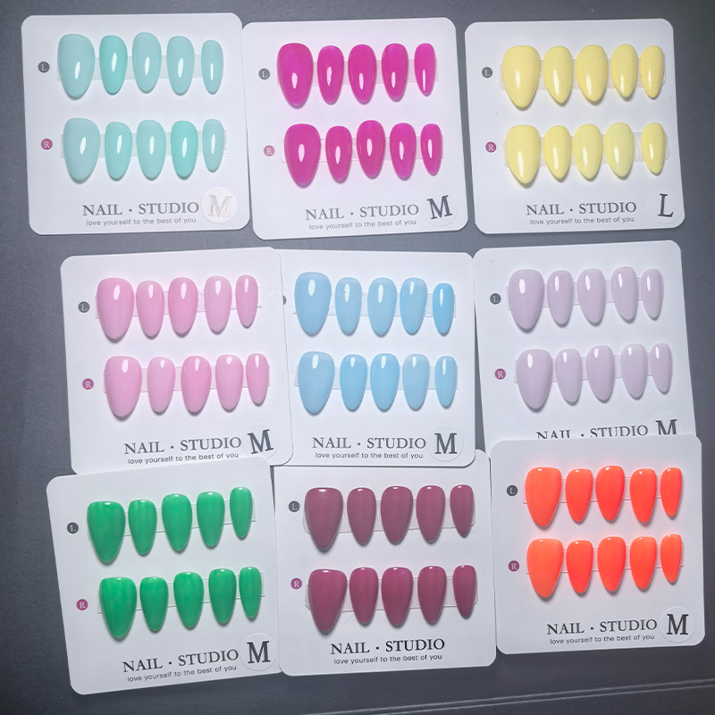 Nail Art Orange - 10 قطع من الأظافر الاصطناعية المصنوعة